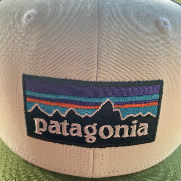 NWT Patagonia Hat - Green & White - Picture 6 of 7